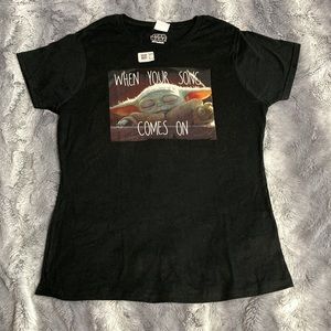 🦋 3 for $12 🦋 Star Wars Yoda t-shirt